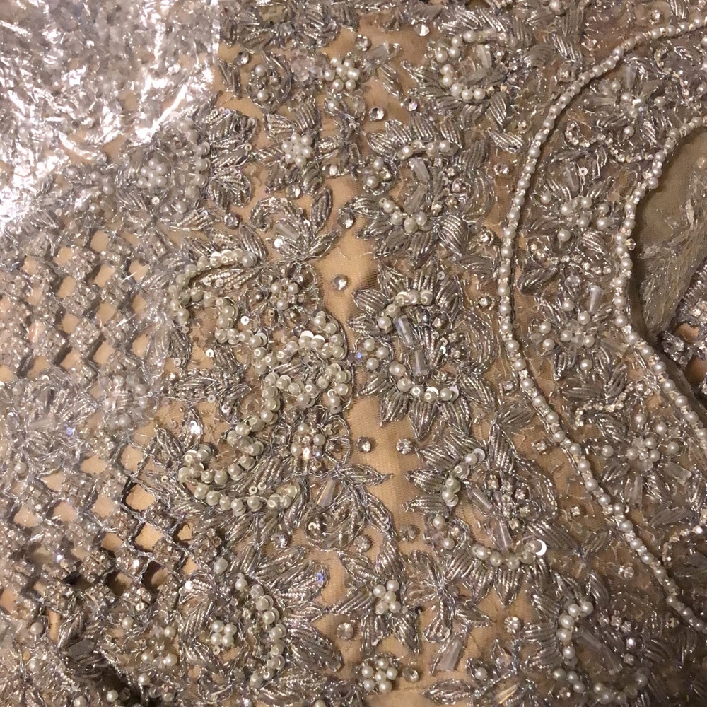 Made on order Faraz Manan’s Brand New Indian/Pakistani Bridal Wear~Cream Color